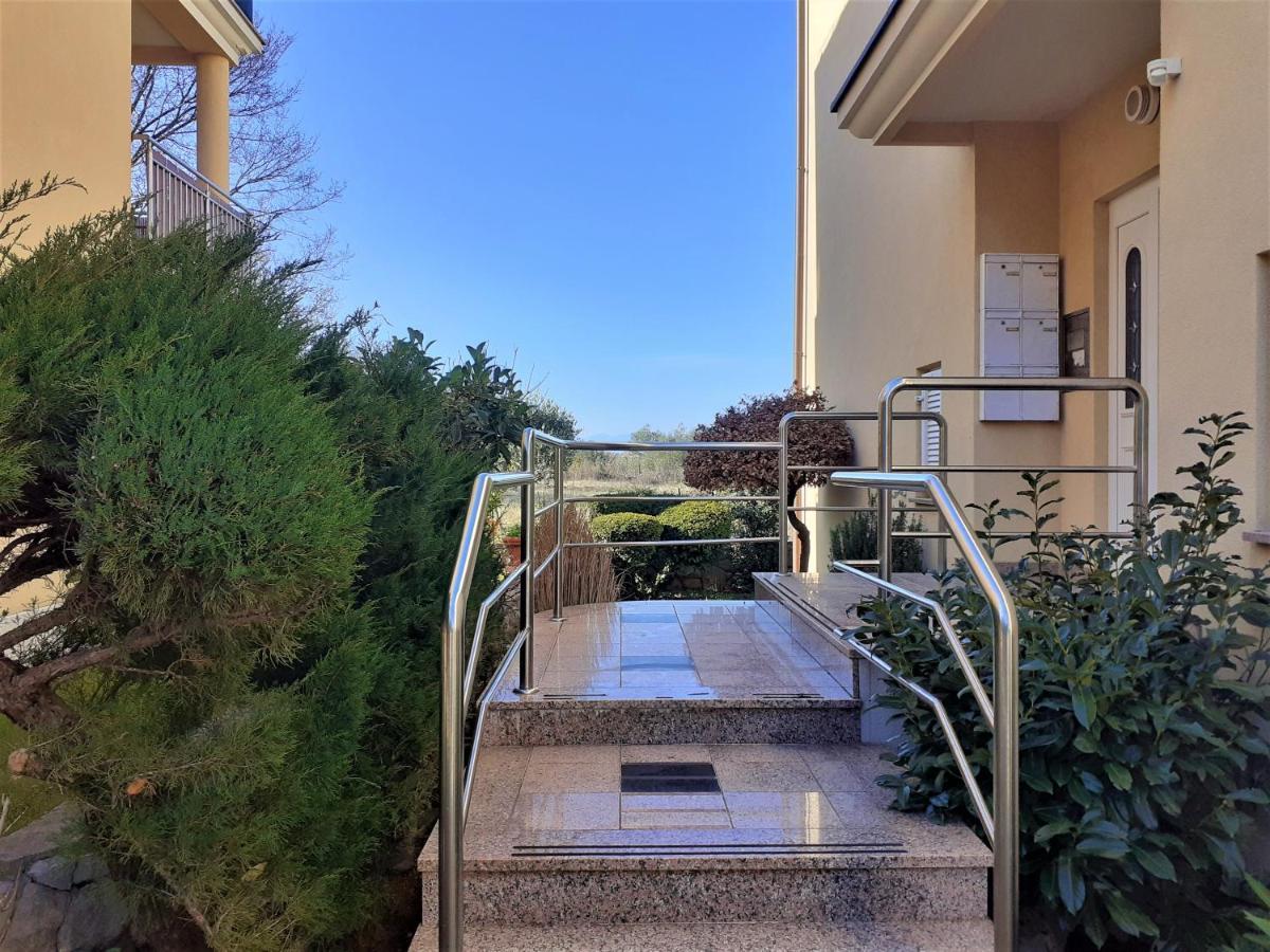 Apartment Camellia Вантачичи Екстериор снимка