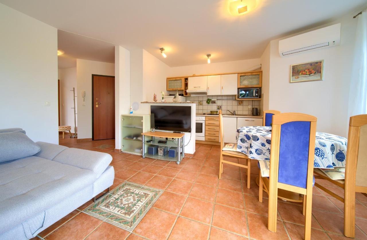 Apartment Camellia Вантачичи Екстериор снимка